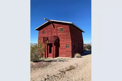 49700 Center Drive, Newberry Springs, CA 92365 - Photo 11