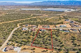 8140 Heartland, Oak Hills, CA 92344 - Photo 57