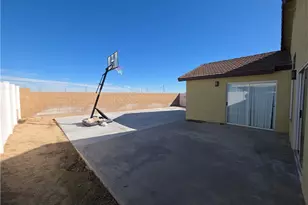 13674 W Nolina, Hesperia, CA 92344 - Photo 25