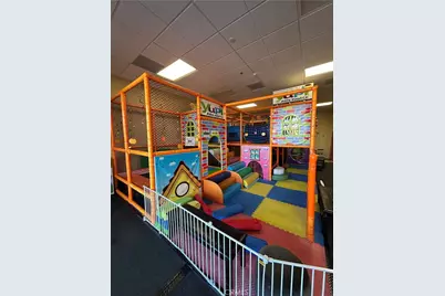 11850 Hesperia Rd, Hesperia, CA 92345 - Photo 1