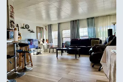 19136 Hinton, Hesperia, CA 92345 - Photo 5