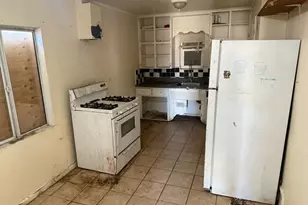 550 W Fredricks St, Barstow, CA 92311 - Photo 3
