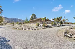 8130 Desert View Rd, Pinon Hills, CA 92372 - Photo 51