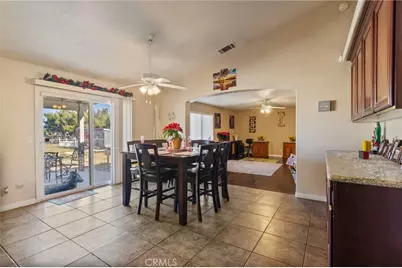 15120 Live Oak St, Hesperia, CA 92345 - Photo 9