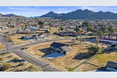 15995 Venango Road, Apple Valley, CA 92307 - Photo 39