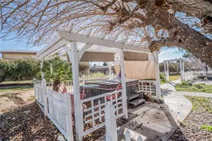 14171 Tehachapi, Apple Valley, CA 92307 - Photo 39