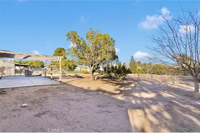 7859 Victor Avenue, Hesperia, CA 92345 - Photo 33