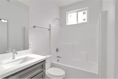 12763 Cypress Avenue, Victorville, CA 92395 - Photo 11