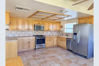 27865 Fairacres Lane, Helendale, CA 92342 - Photo 19