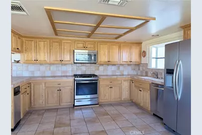 27865 Fairacres Lane, Helendale, CA 92342 - Photo 17