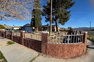 37869 Grandview Ave, Yermo, CA 92398 - Photo 3