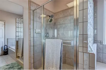 8605 Cantel Court, Oak Hills, CA 92344 - Photo 37