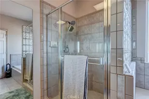 8605 Cantel Ct, Oak Hills, CA 92344 - Photo 37