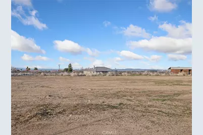 11623 Desert View Road, Pinon Hills, CA 92372 - Photo 41