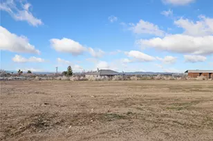 11623 Desert View Rd, Pinon Hills, CA 92372 - Photo 41