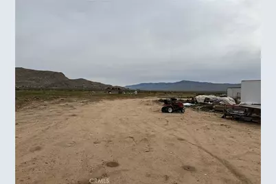 13033 Joshua, Apple Valley, CA 92308 - Photo 5