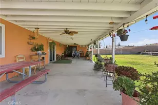 7868 Arrowhead Lake Rd, Hesperia, CA 92345 - Photo 45