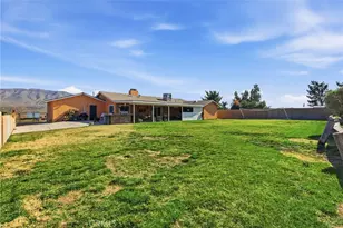 7868 Arrowhead Lake Rd, Hesperia, CA 92345 - Photo 41