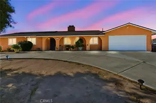 7868 Arrowhead Lake Rd, Hesperia, CA 92345 - Photo 1