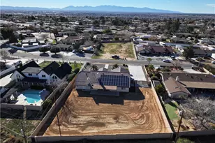 14305 Bochee, Apple Valley, CA 92307 - Photo 43