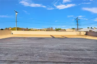 14305 Bochee, Apple Valley, CA 92307 - Photo 39