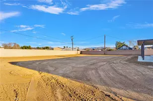 14305 Bochee, Apple Valley, CA 92307 - Photo 37