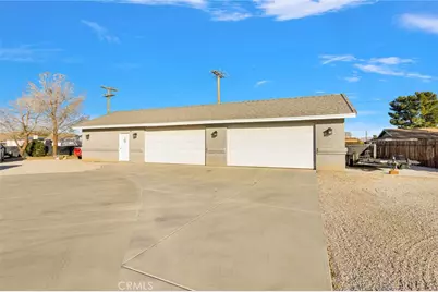 14341 Crow, Apple Valley, CA 92307 - Photo 37