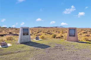 37404 Harvard Rd, Newberry Springs, CA 92365 - Photo 5