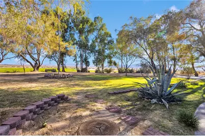 37404 Harvard Road, Newberry Springs, CA 92365 - Photo 47