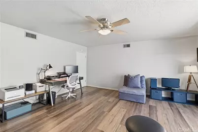 18169 Deauville, Victorville, CA 92395 - Photo 17