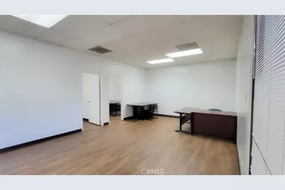 16519 Victor Street #404, Victorville, CA 92395 - Photo 3