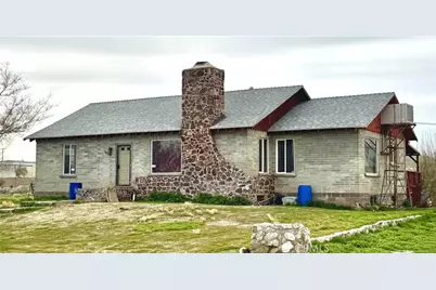 19859 Anahola Road, Helendale, CA 92342 - Photo 1