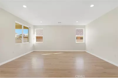 13525 Sea Gull Dr, Victorville, CA 92395 - Photo 11