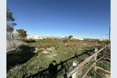 26200 Cheyenne, Mojave, CA 93501 - Photo 5