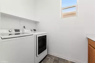 34293 Bloomington Dr, Murrieta, CA 92563 - Photo 21