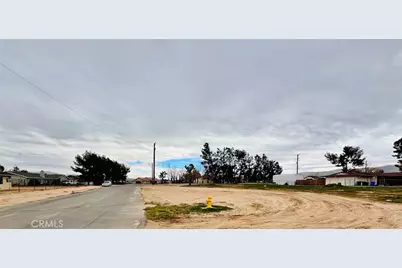 43431107 Kiowa Road, Apple Valley, CA 92308 - Photo 13