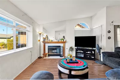 15837 Sandalwood, Victorville, CA 92395 - Photo 5