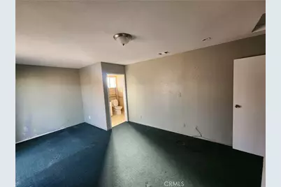 8850 3rd, Hesperia, CA 92345 - Photo 11