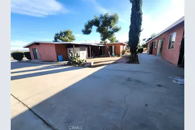 8850 3rd, Hesperia, CA 92345 - Photo 5