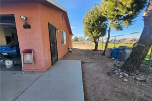 8850 3rd, Hesperia, CA 92345 - Photo 17