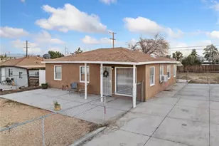 16129 Smoke Tree St, Hesperia, CA 92345 - Photo 5