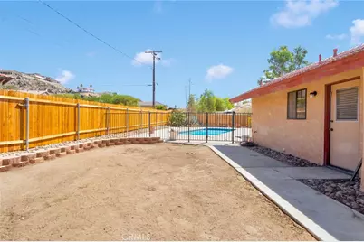 18830 Munsee, Apple Valley, CA 92307 - Photo 37