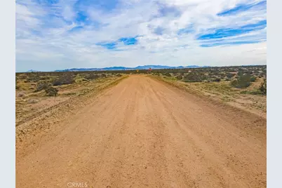 123 Grafton Dr, Newberry Springs, CA 92365 - Photo 3