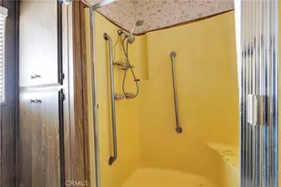 13932 Rodeo Dr, Victorville, CA 92395 - Photo 17