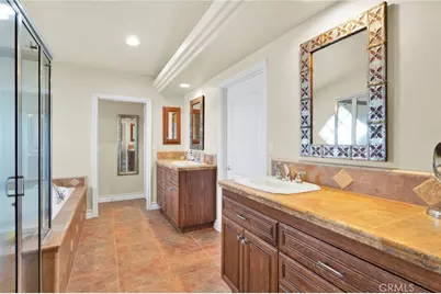 17790 Cresta Blanca, Victorville, CA 92395 - Photo 35