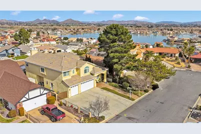 17790 Cresta Blanca, Victorville, CA 92395 - Photo 3