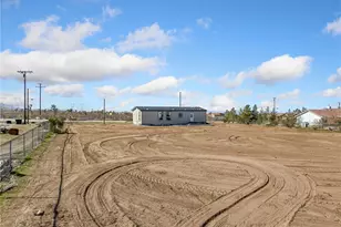 12963 Corton St, Pinon Hills, CA 92372 - Photo 33