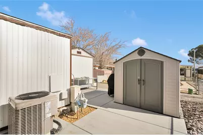 20683 Waalew #B-84, Apple Valley, CA 92307 - Photo 33