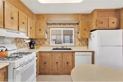 20683 Waalew #B-84, Apple Valley, CA 92307 - Photo 11