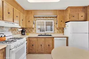 20683 Waalew, Apple Valley, CA 92307 - Photo 11